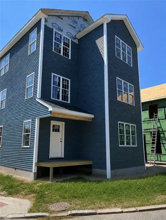 $825,000 | 84 Coggeshall Street, Providence, RI 02908