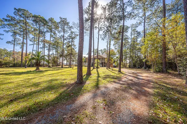 $449,999 | 6301 Mary Mahoney Drive, Ocean Springs, MS 39564
