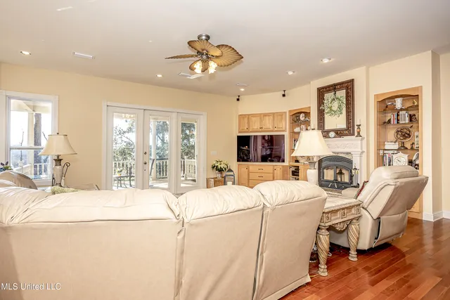 $449,999 | 6301 Mary Mahoney Drive, Ocean Springs, MS 39564