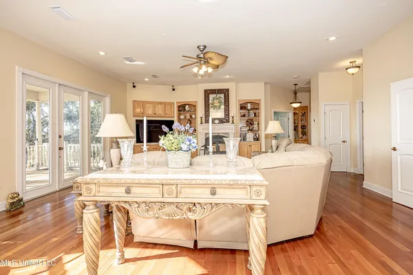 $449,999 | 6301 Mary Mahoney Drive, Ocean Springs, MS 39564
