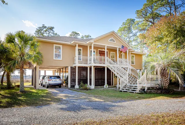 $449,999 | 6301 Mary Mahoney Drive, Ocean Springs, MS 39564