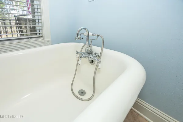 $449,999 | 6301 Mary Mahoney Drive, Ocean Springs, MS 39564