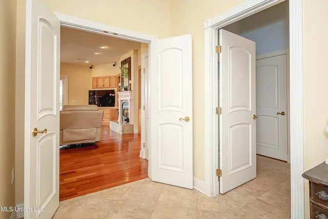 $449,999 | 6301 Mary Mahoney Drive, Ocean Springs, MS 39564