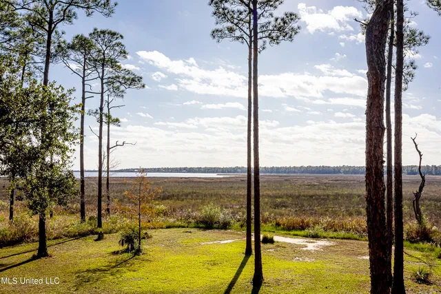 $449,999 | 6301 Mary Mahoney Drive, Ocean Springs, MS 39564