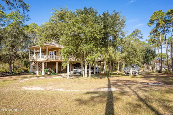 $449,999 | 6301 Mary Mahoney Drive, Ocean Springs, MS 39564