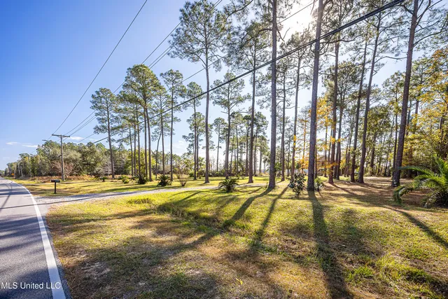 $449,999 | 6301 Mary Mahoney Drive, Ocean Springs, MS 39564