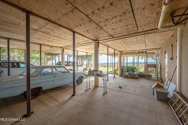 $449,999 | 6301 Mary Mahoney Drive, Ocean Springs, MS 39564