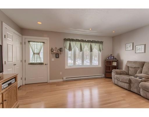 9 Frog Hollow Road Westminster, MA 01473 - Photo 6 of 30 Gallery Image 6