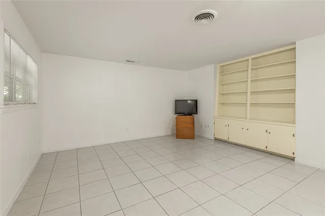 a view of a storage & utility room