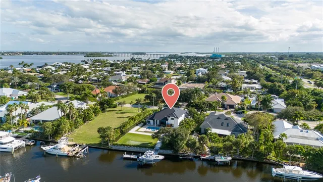 $2,790,000 | 240 Seagull Avenue, Vero Beach, FL 32960