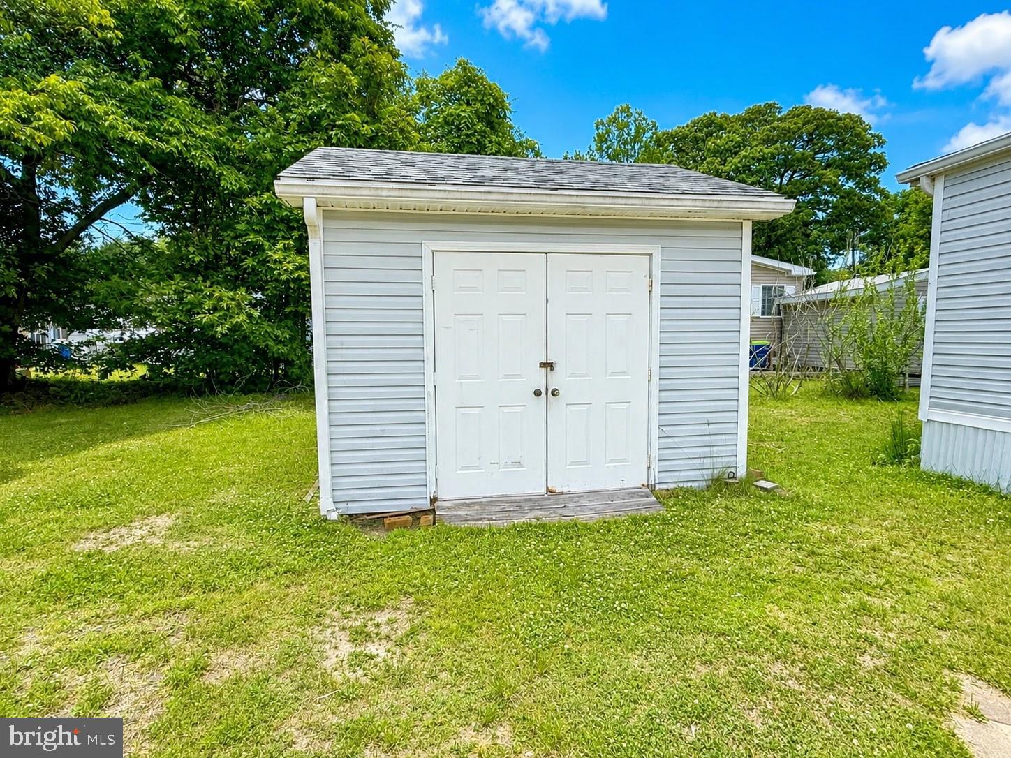 26482 Pontoon Road, Unit E920 Long Neck, DE 19966 - Photo 5 of 23 shed