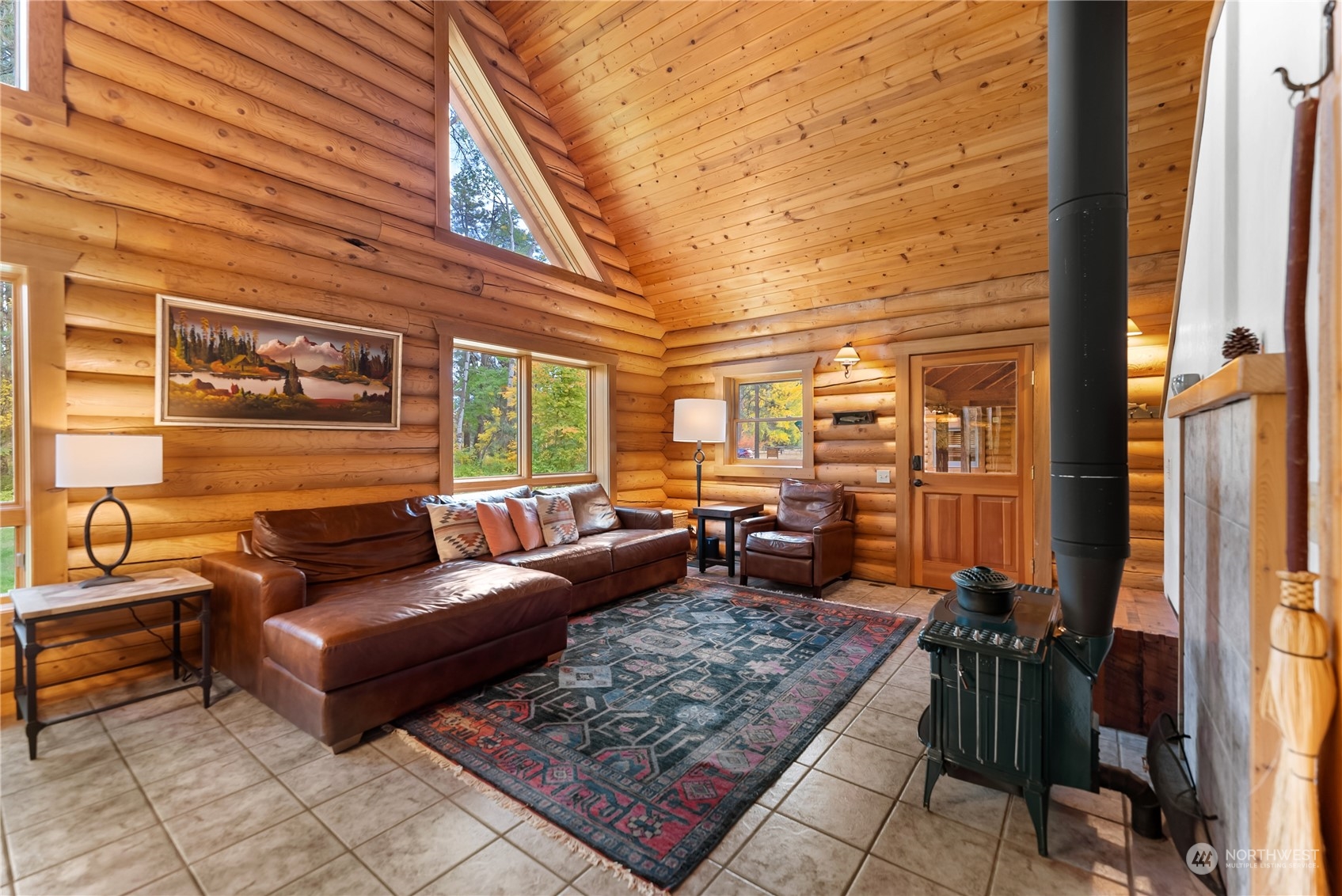 21 Green Road Winthrop, WA 98862 - Photo 9 of 40 Gallery Image 9