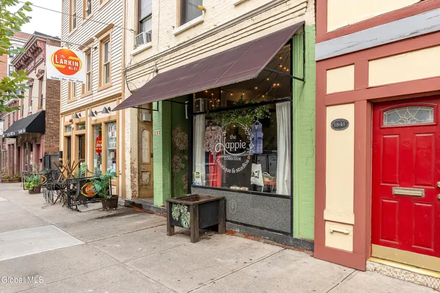 $759,900 | 197 Lark Street, Albany, NY 12210