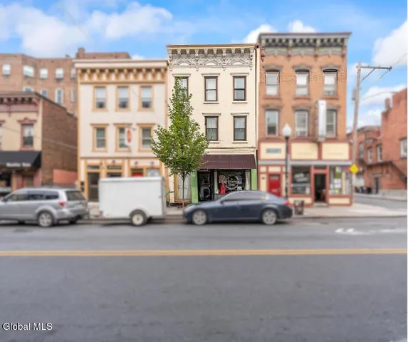 $759,900 | 197 Lark Street, Albany, NY 12210
