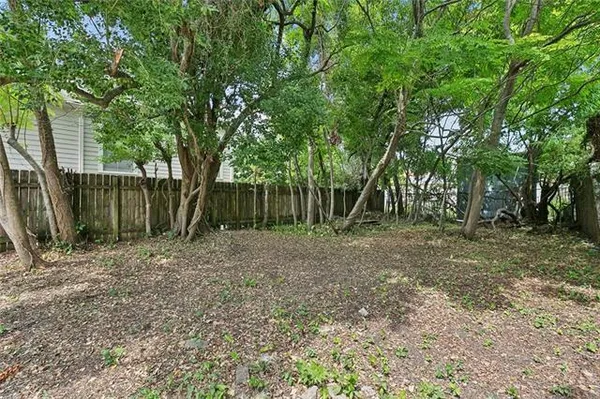 $2,400 | 4119 South Saratoga Street, Unit U, New Orleans, LA 70115