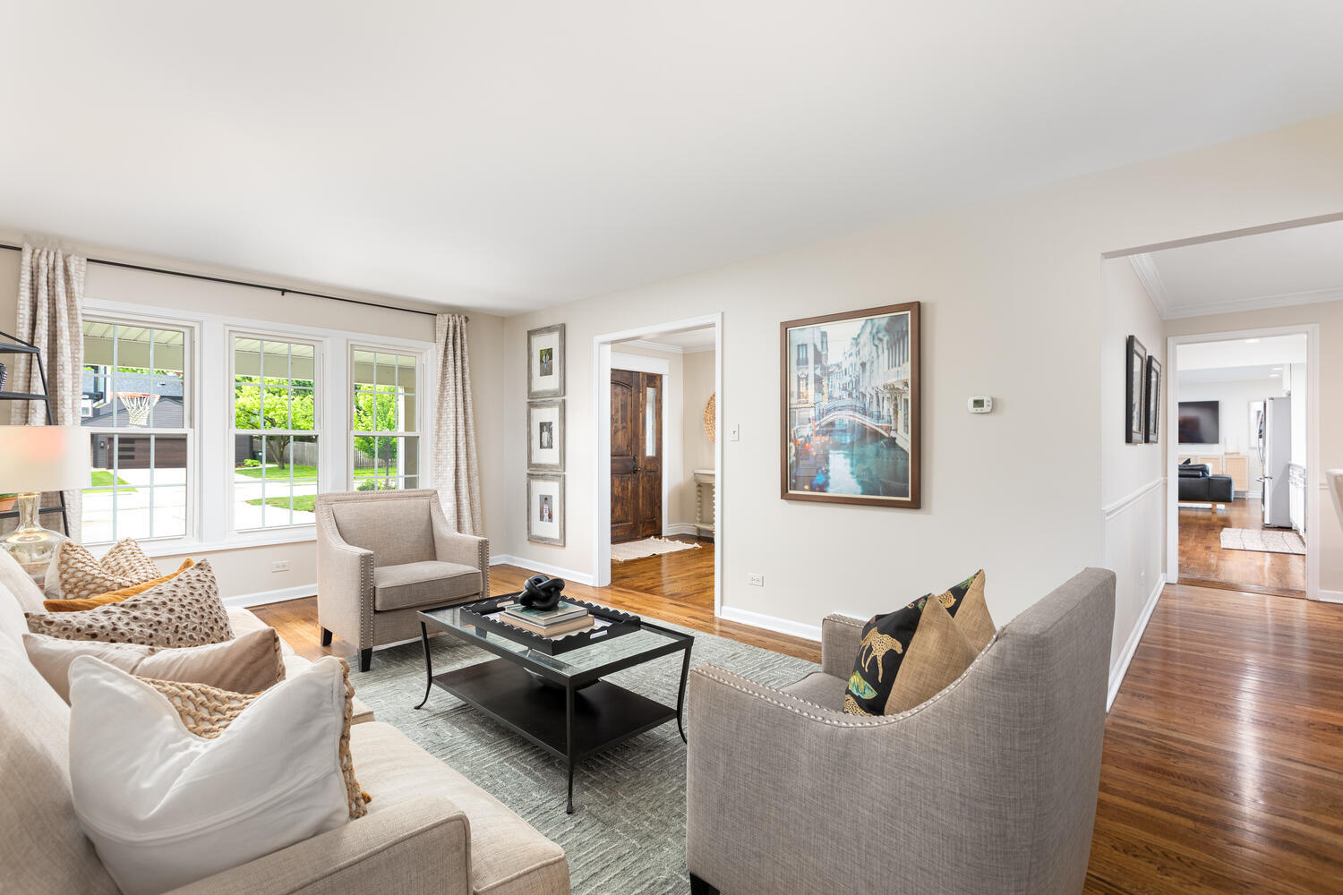 2S151 Stratford Road Glen Ellyn, IL 60137 - Photo 24 of 48 a living room with furniture and a large window