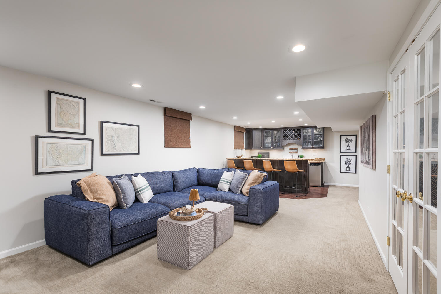 2S151 Stratford Road Glen Ellyn, IL 60137 - Photo 41 of 48 a living room with furniture kitchen view and a couch