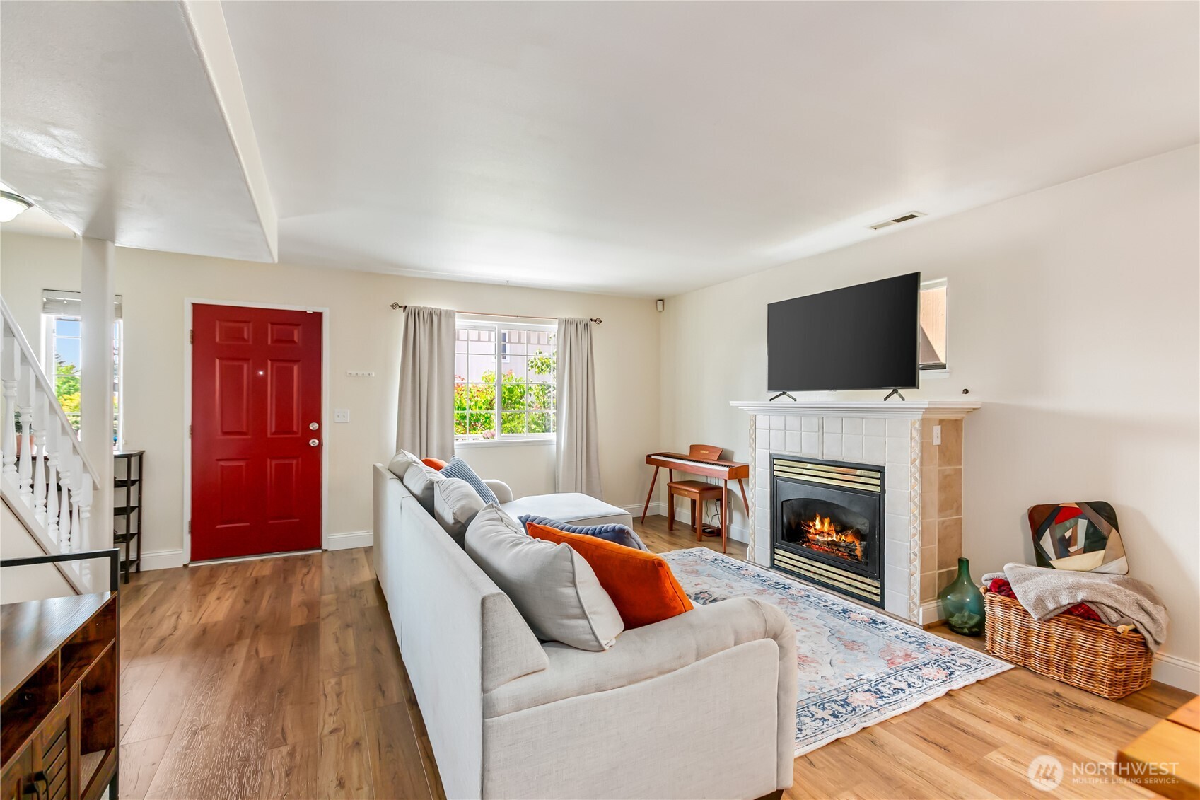 3964 Broadmoor Loop Bremerton, WA 98310 - Photo 6 of 36 Gallery Image 6
