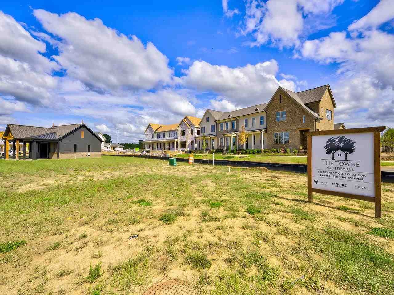 558 Ashburn Drive Collierville, TN 38017 - Photo 16 of 21 a view of a house with a swimming pool