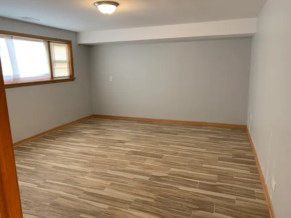 $1,300 | 4221 South Mozart Street, Unit G, Chicago, IL 60632