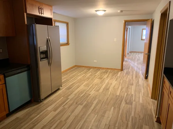 $1,300 | 4221 South Mozart Street, Unit G, Chicago, IL 60632