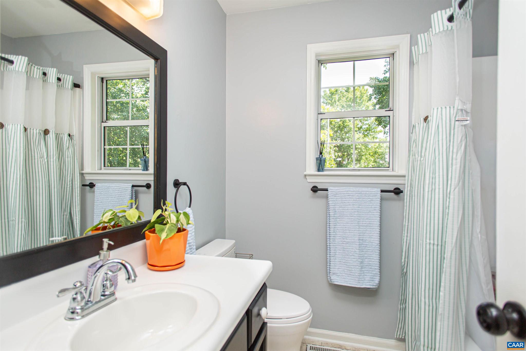 2013 Locke Lane Charlottesville, VA 22911 - Photo 25 of 39