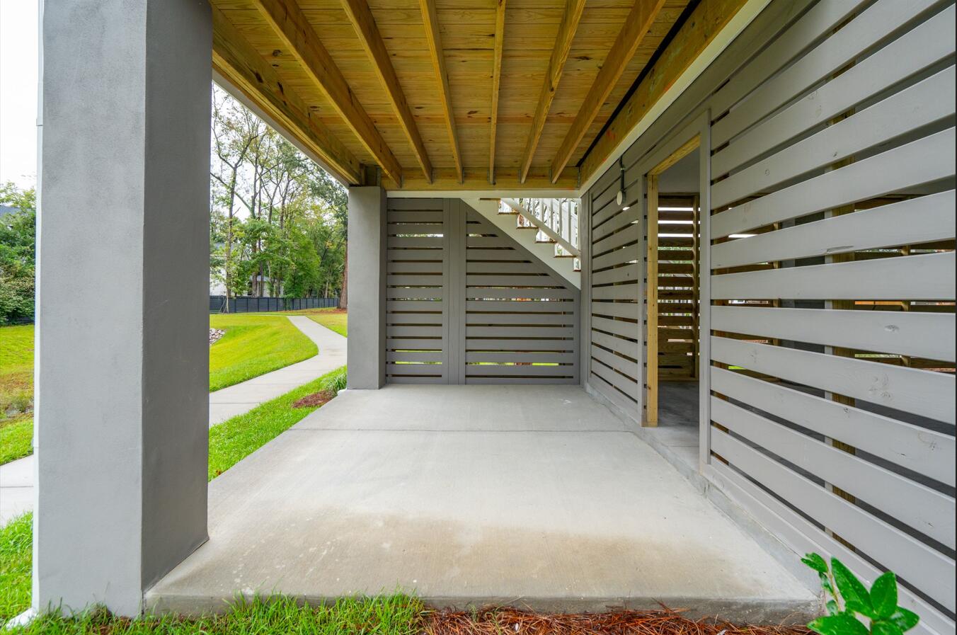 727 Minton Road Charleston, SC 29412 - Photo 31 of 34 COVERED PATIO UNDER 2