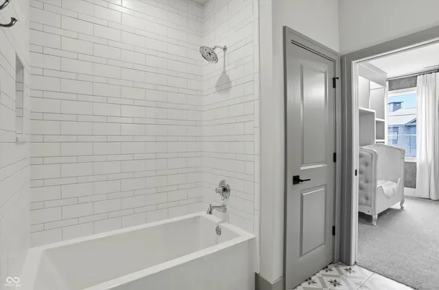 $1,975,000 | 5130 Melbourne Place, Zionsville, IN 46077