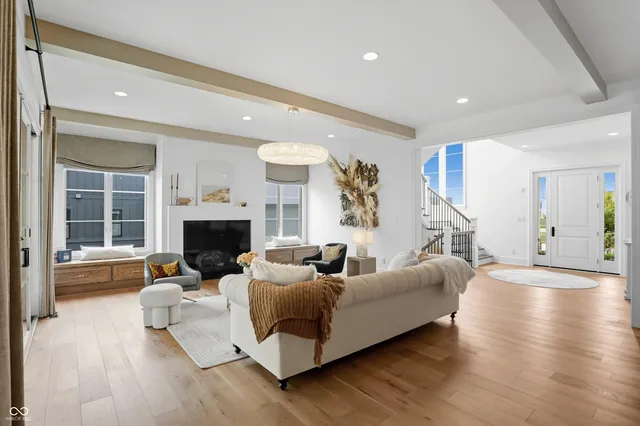 $1,975,000 | 5130 Melbourne Place, Zionsville, IN 46077