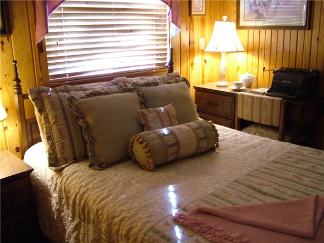 177 Cedar Point Road Bumpus Mills, TN 37028 - Photo 13 of 17 Downstairs Bedroom
