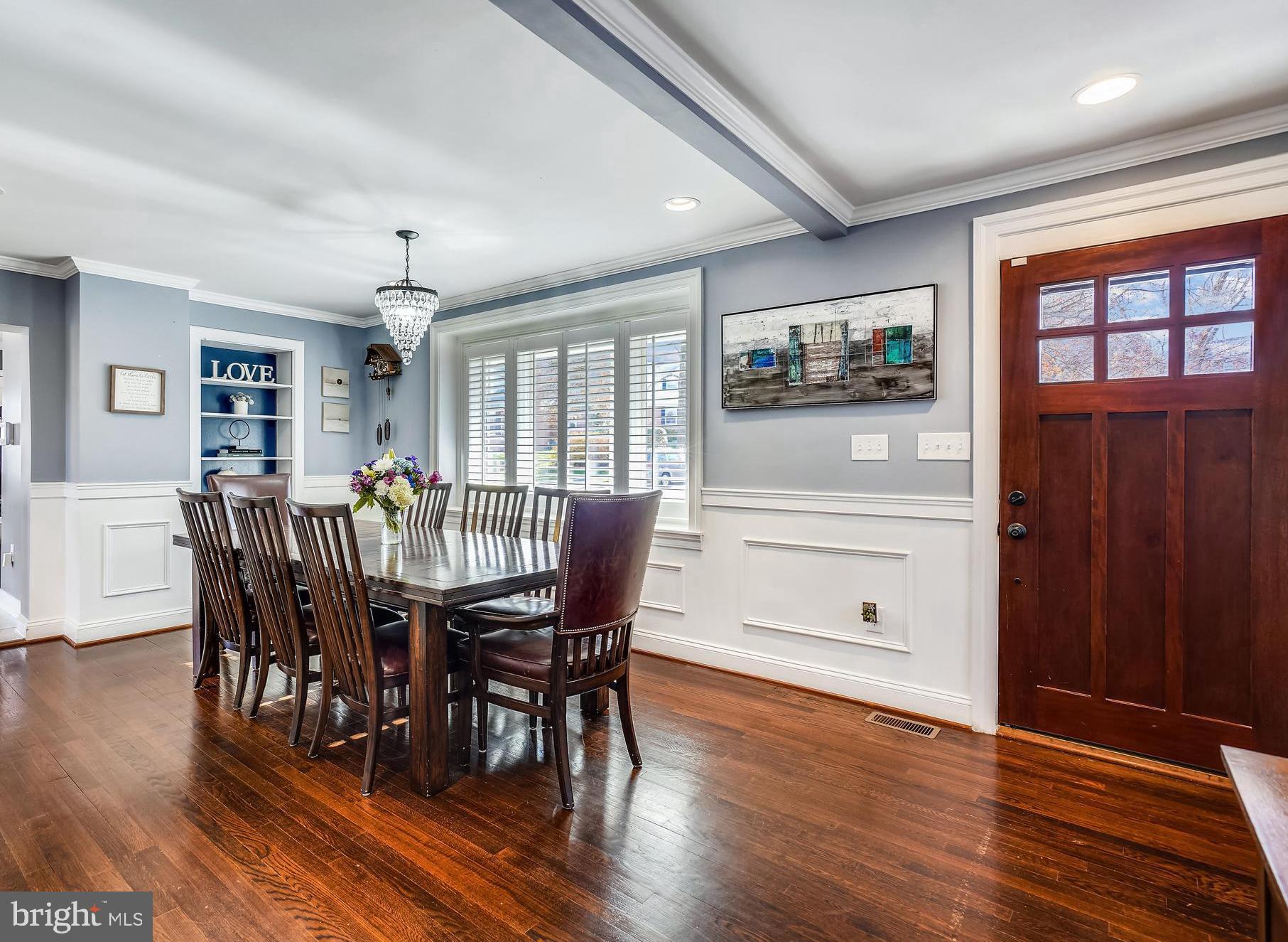 818 Ridgeleigh Road Baltimore, MD 21212 - Photo 3 of 68 Large dining room with refinished hardwood floors