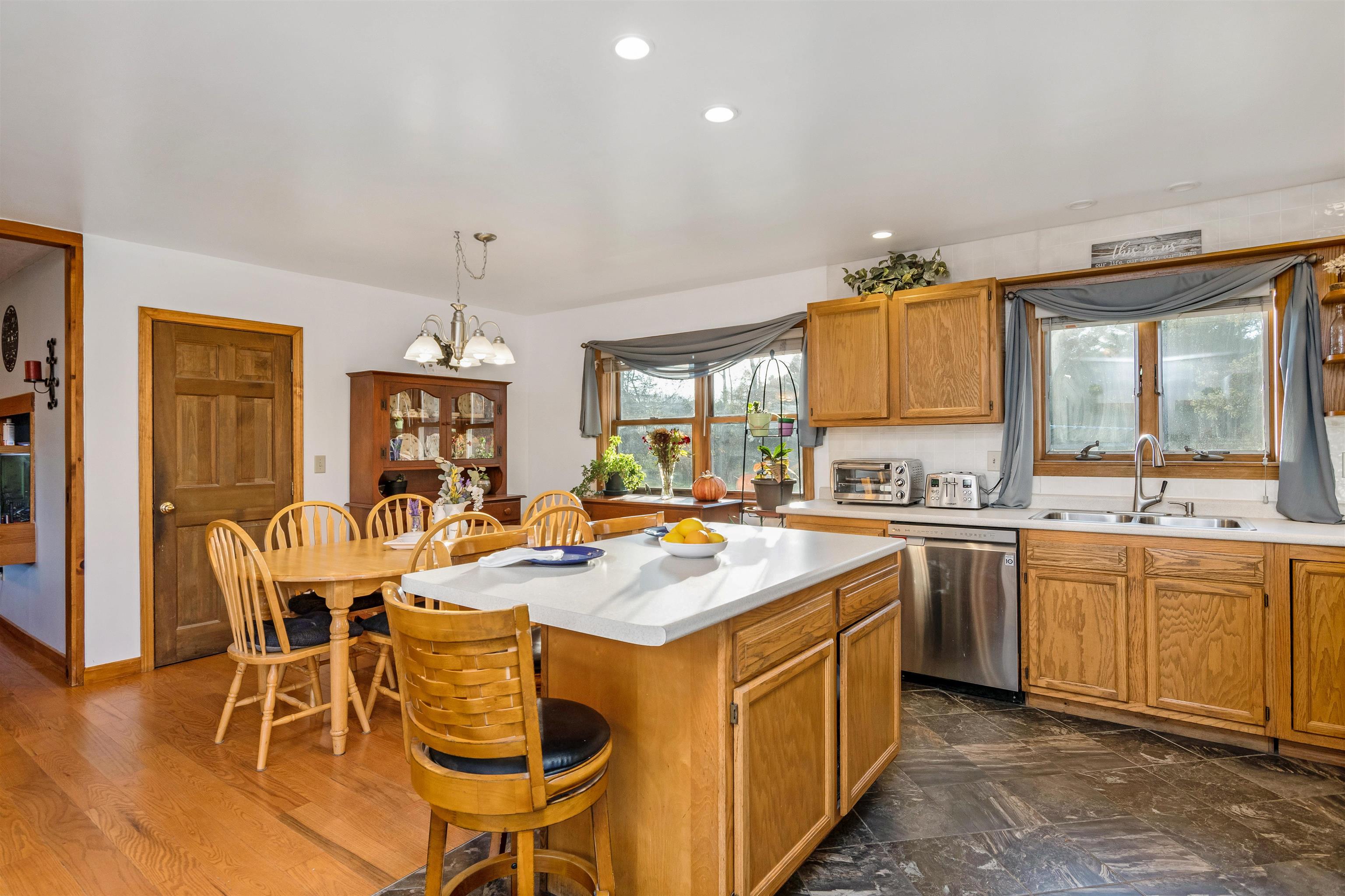 370 Nichols Road Fairfax, VT 05454 - Photo 5 of 29