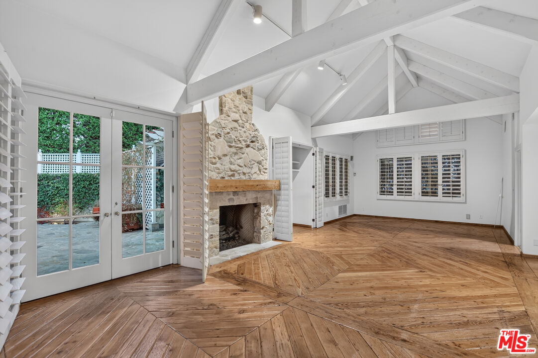 602 Foothill Road Beverly Hills, CA 90210 - Photo 25 of 61 Gallery Image 25