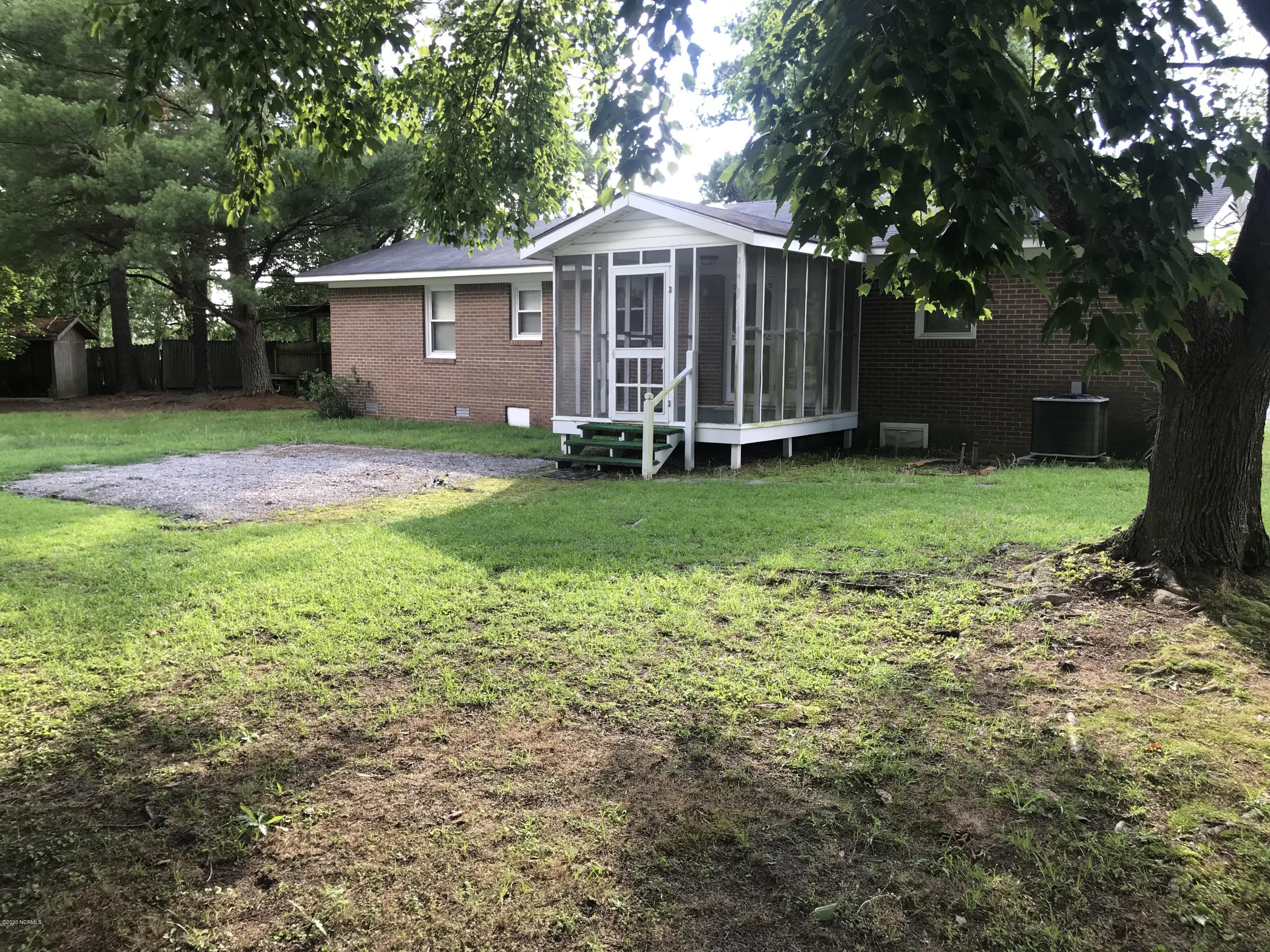 1076 Hopkins Road Williamston, NC 27892 - Photo 30 of 41 IMG_6437