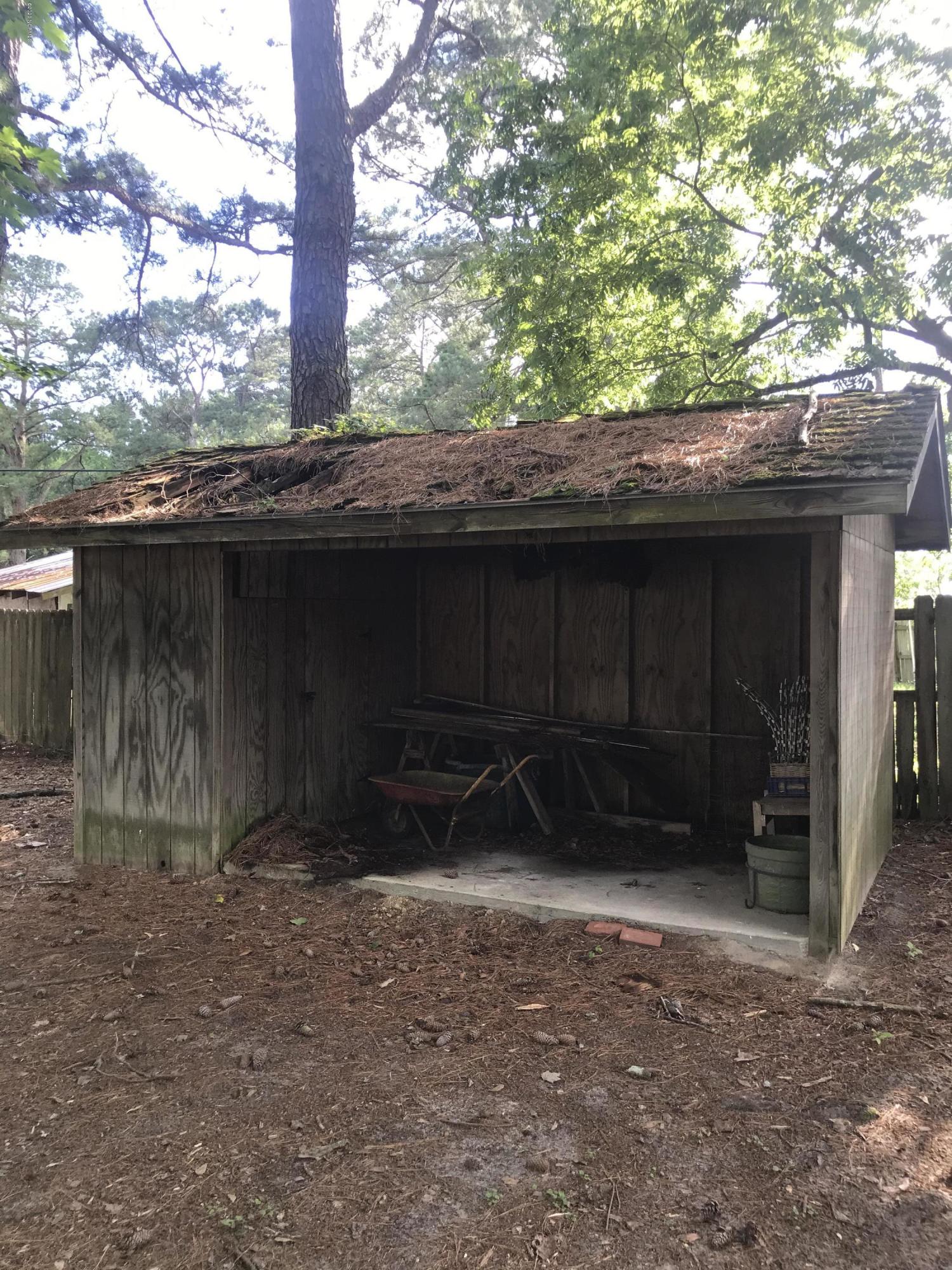 1076 Hopkins Road Williamston, NC 27892 - Photo 34 of 41 IMG_6427