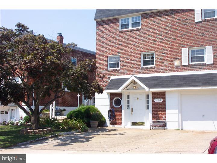 114 Ridgefield Road Philadelphia, PA 19154 - Photo 3 of 18 Exterior Front