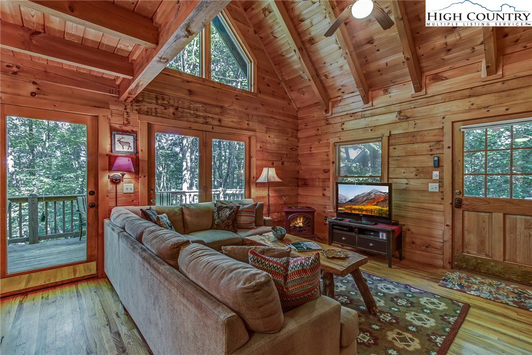 592 Fox Den Road Blowing Rock, NC 28605 - Photo 9 of 31 Gallery Image 9