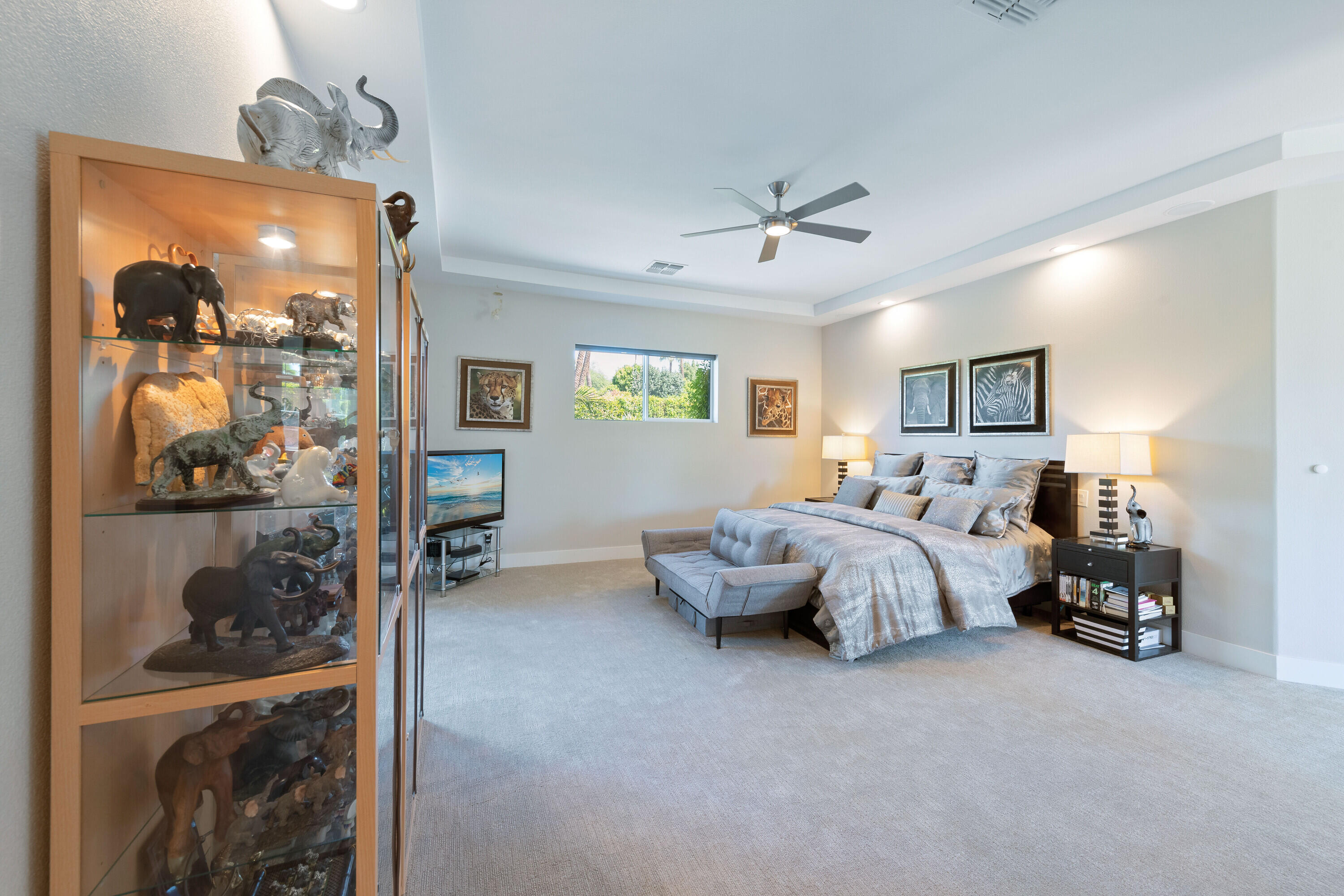 1 Varsity Circle Rancho Mirage, CA 92270 - Photo 22 of 50 Primary Suite