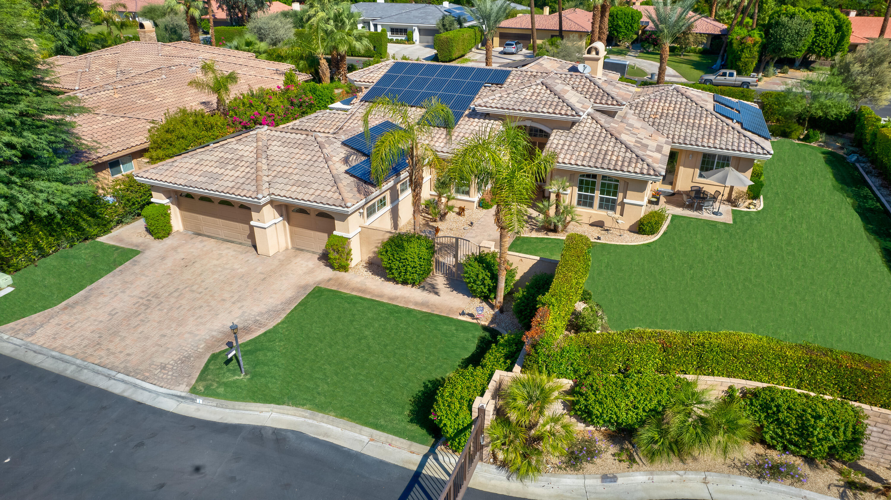 1 Varsity Circle Rancho Mirage, CA 92270 - Photo 3 of 50 Private Retreat on 1/3 Acre