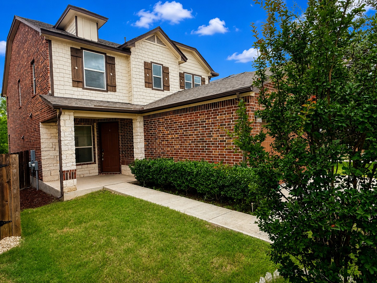 2101 Split Diamond Way, Unit 40 Round Rock, TX 78664 - Photo 1 of 32