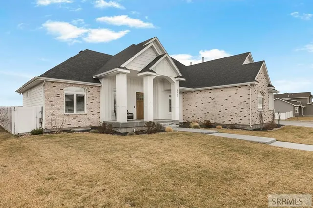 $795,000 | 5561 Jolyn Way, Idaho Falls, ID 83404