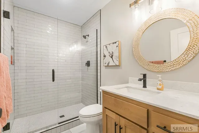 $795,000 | 5561 Jolyn Way, Idaho Falls, ID 83404