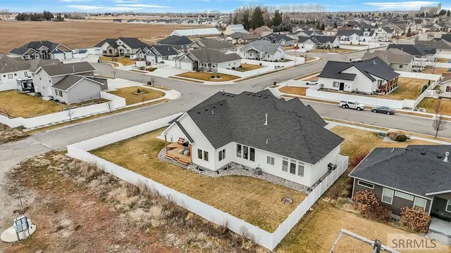 $795,000 | 5561 Jolyn Way, Idaho Falls, ID 83404