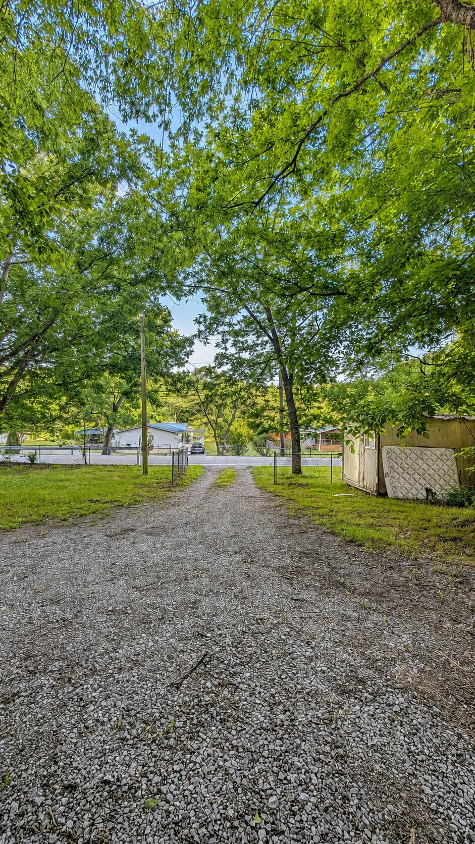 5704 Hunter Road Ooltewah, TN 37363 - Photo 9 of 26 Outside