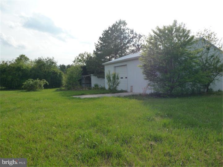 2266 Halltown Road Hartly, DE 19953 - Photo 3 of 25 Barn