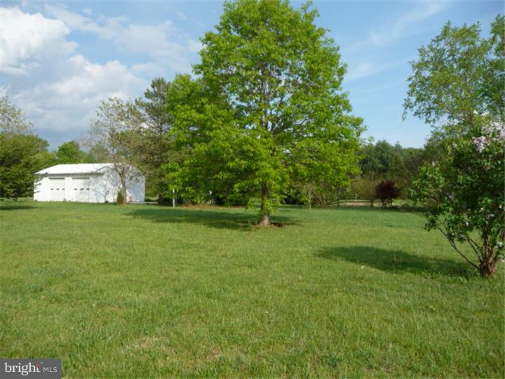 2266 Halltown Road Hartly, DE 19953 - Photo 5 of 25 View in Back