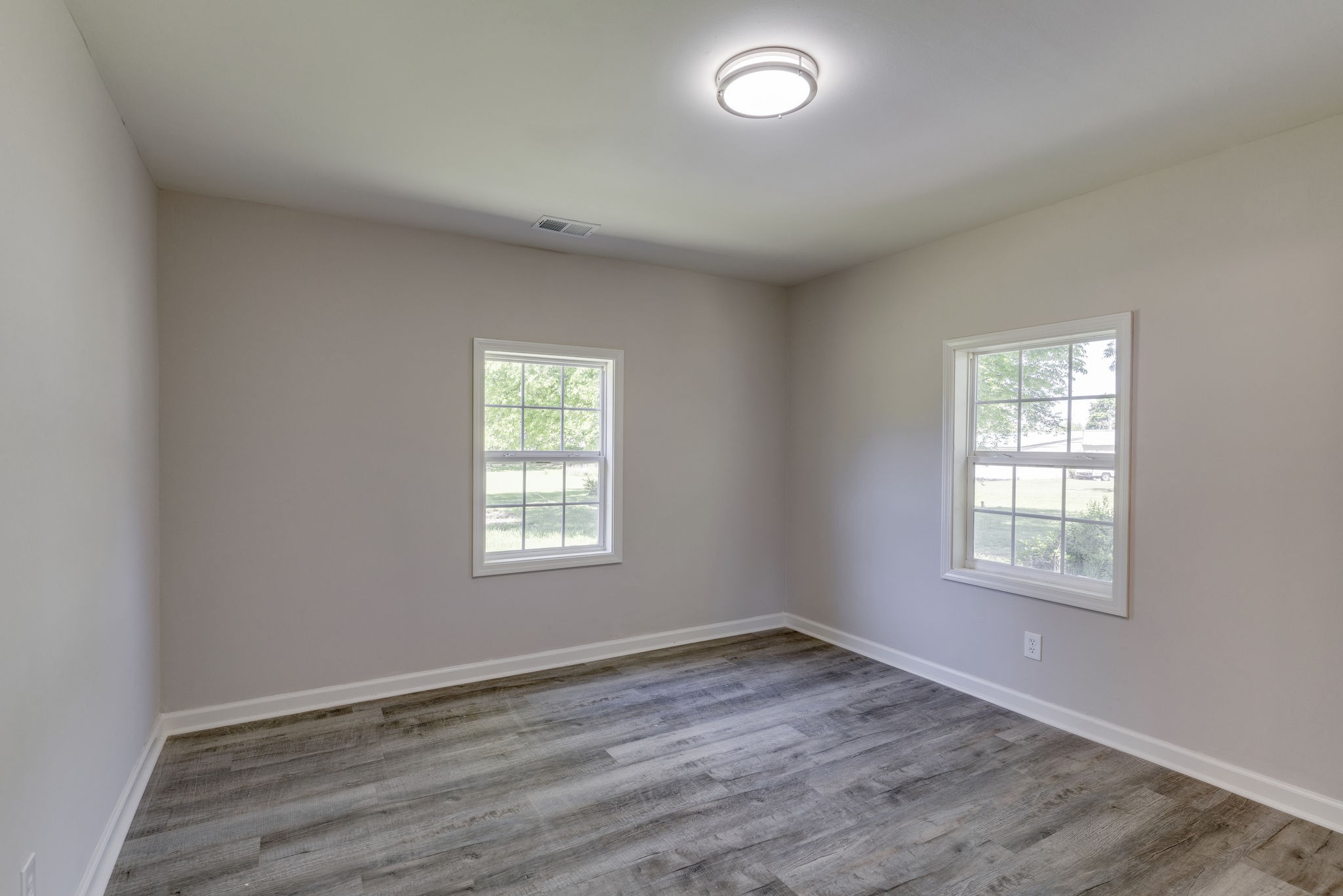 206 Portland Road White House, TN 37188 - Photo 13 of 19 Gallery Image 13