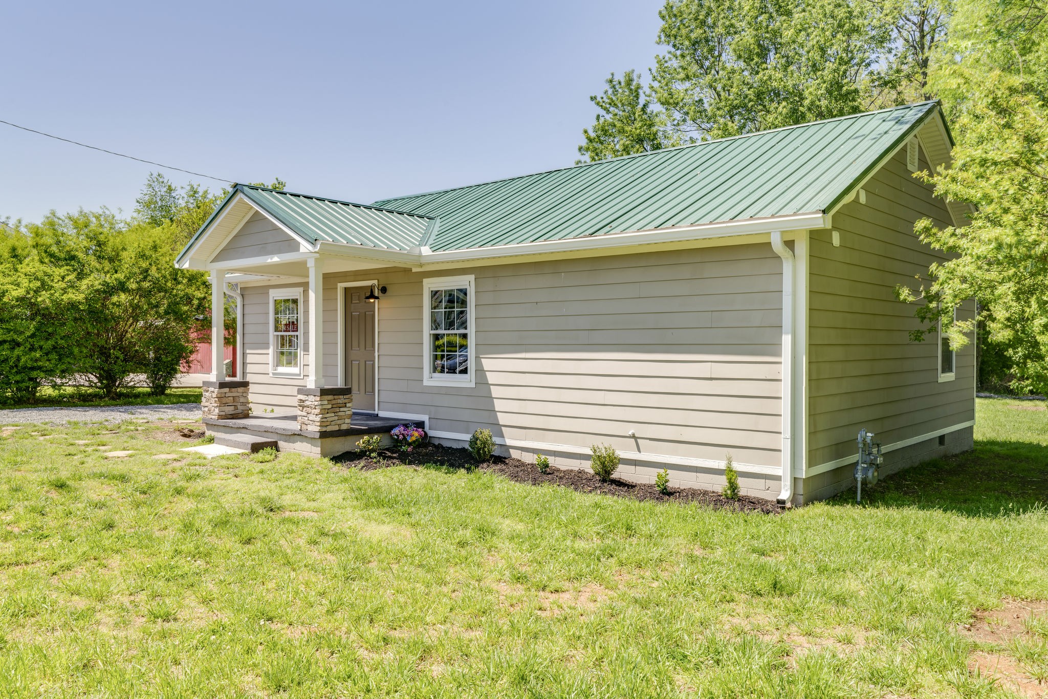 206 Portland Road White House, TN 37188 - Photo 3 of 19 Gallery Image 3