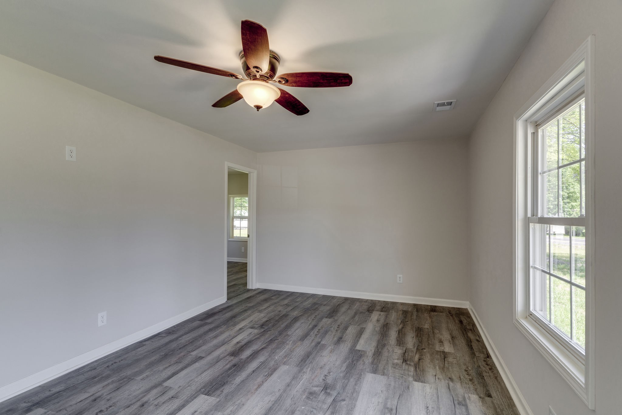 206 Portland Road White House, TN 37188 - Photo 8 of 19 Gallery Image 8
