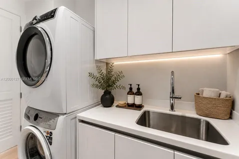 a close view of sink and tap